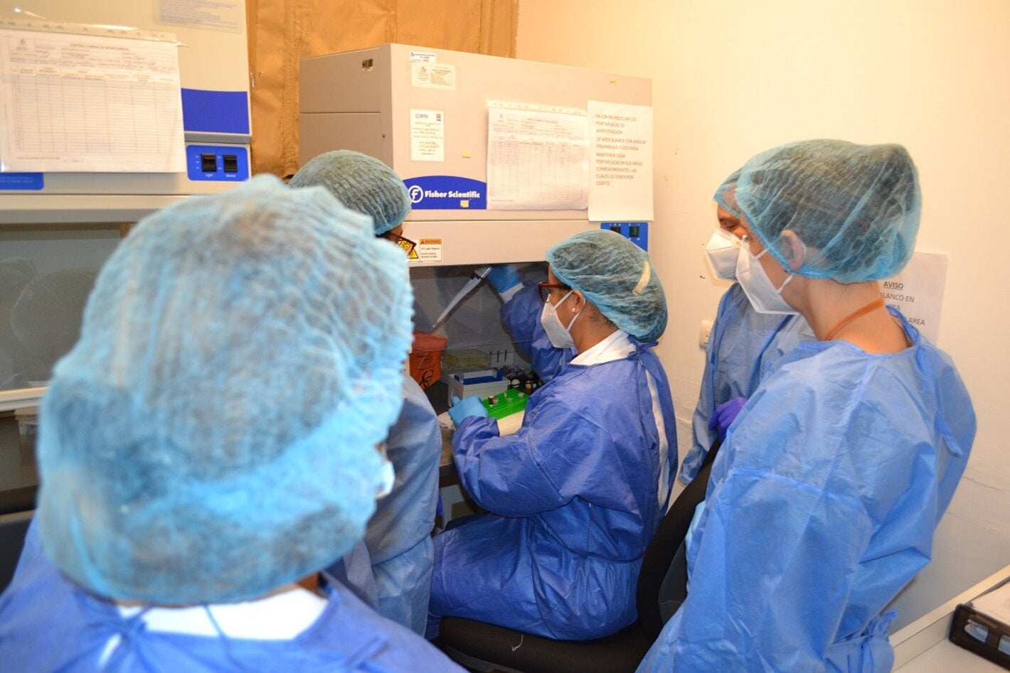 OPS fortalece Laboratorio Dr. Defilló en diagnóstico de Influenza y SARS-CoV-2