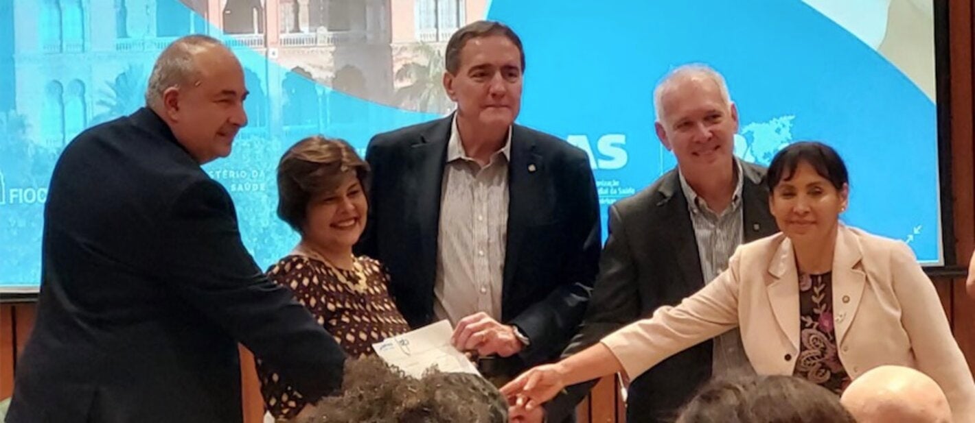 Firma de la Carta Acuerdo Tripartito FioCruz - Fiotec - OPS