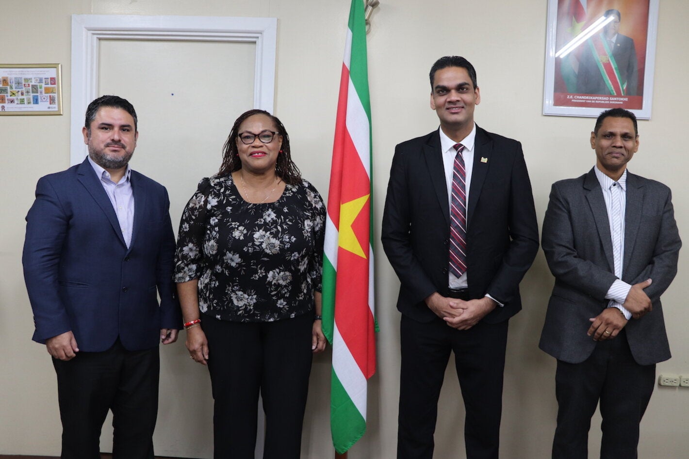 meeting-moh-drjack-paho-1200x800