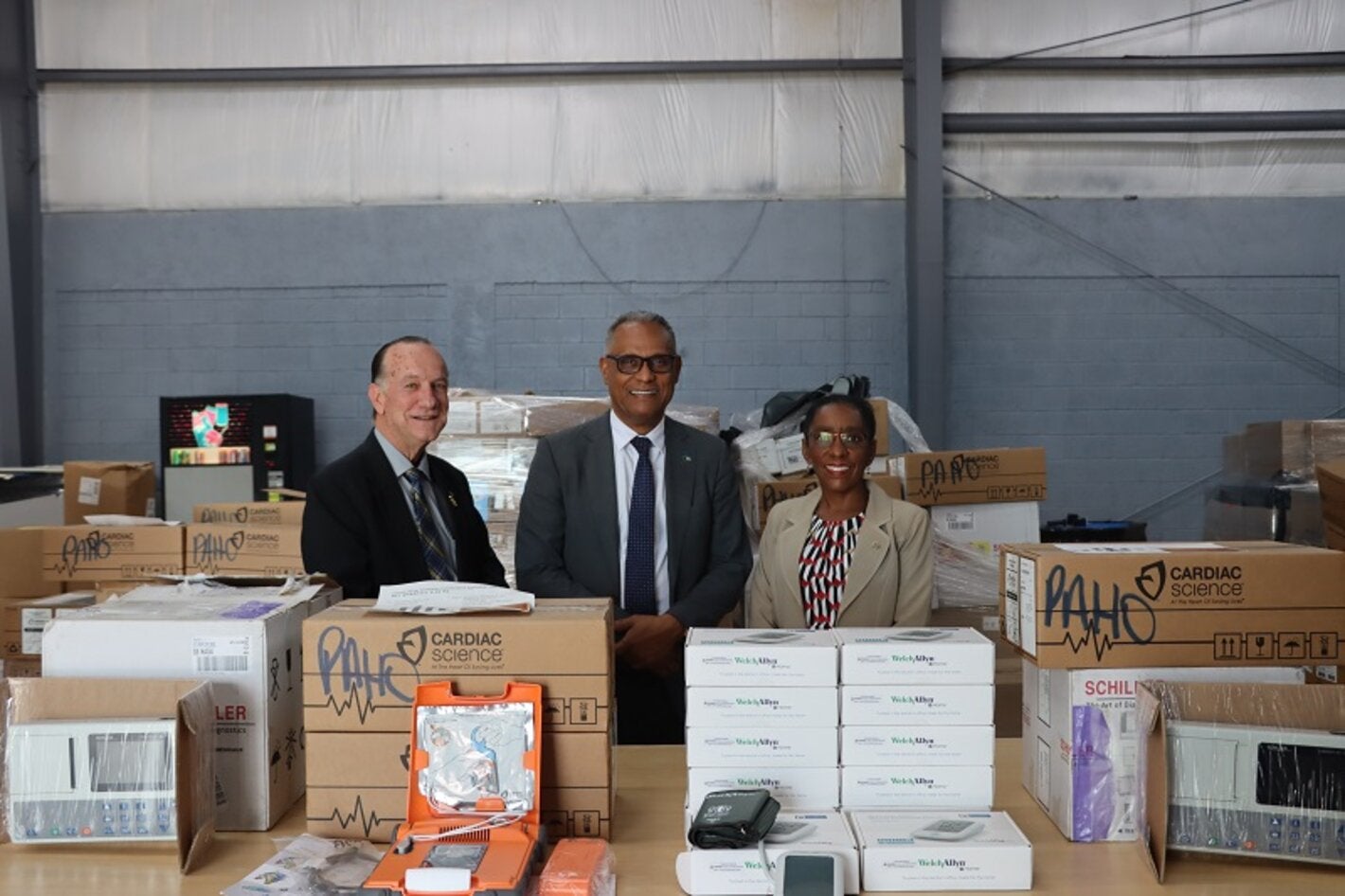 PAHO/WHO donates telehealth equipment to The Bahamas’ Ministry of Health and Wellness