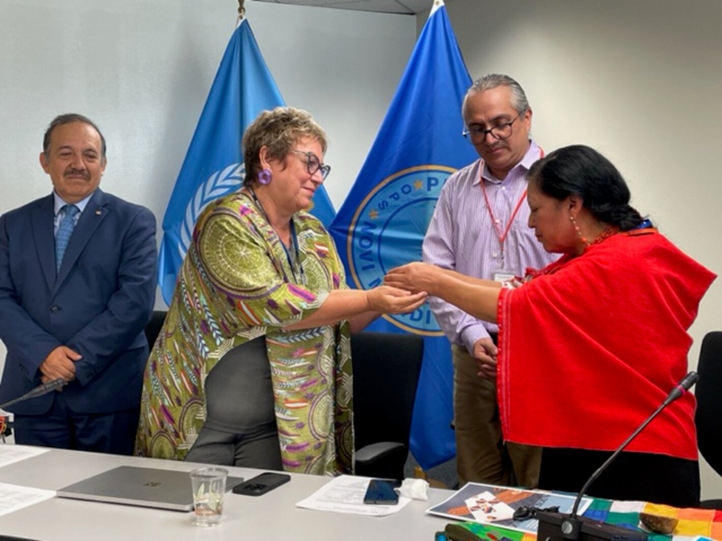 Participantes en la reunión de la Red de Conocimiento Indígena