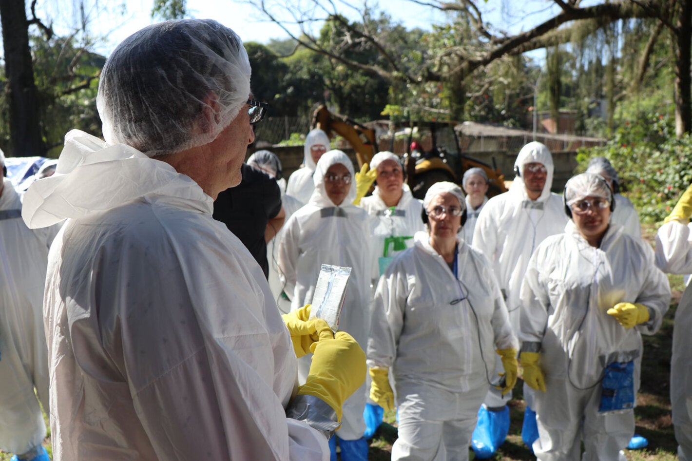 Taller de Gestión de Alta Mortalidad en Animales en Emergencia de Influenza Aviar