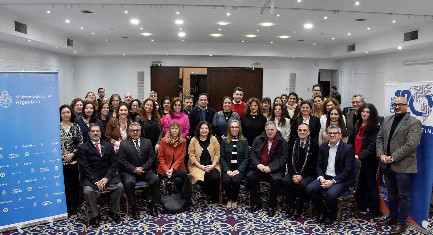 foto grupal del la capacitación en la herramienta STAR para evaluación estratégica de riesgos para la salud pública