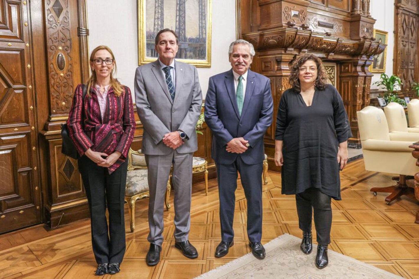 Director de la OPS se reúne con el Presidente de Argentina para dialogar sobre desarrollo regional de vacunas y otros temas de salud prioritarios