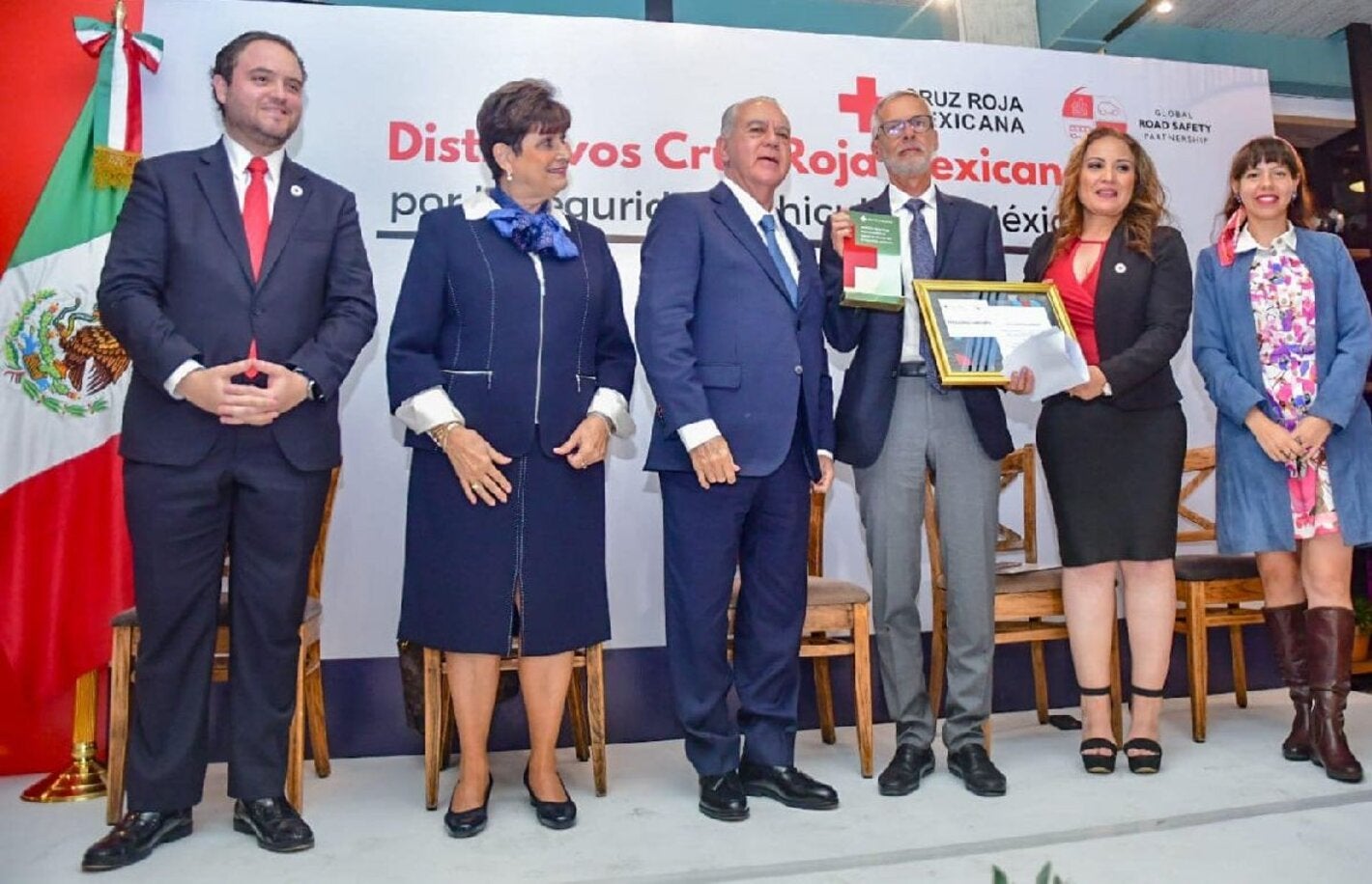 Reconocimiento al Dr. Miguel Malo y a la OPS por su Liderazgo en Seguridad Vial en México