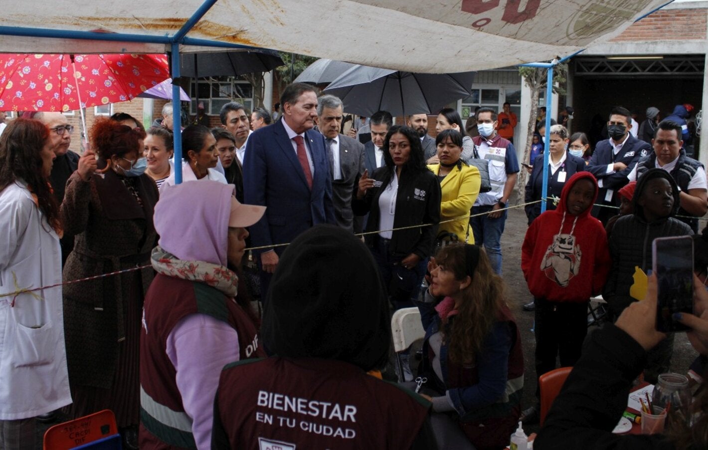 Director visita Albergue en Tlahuac