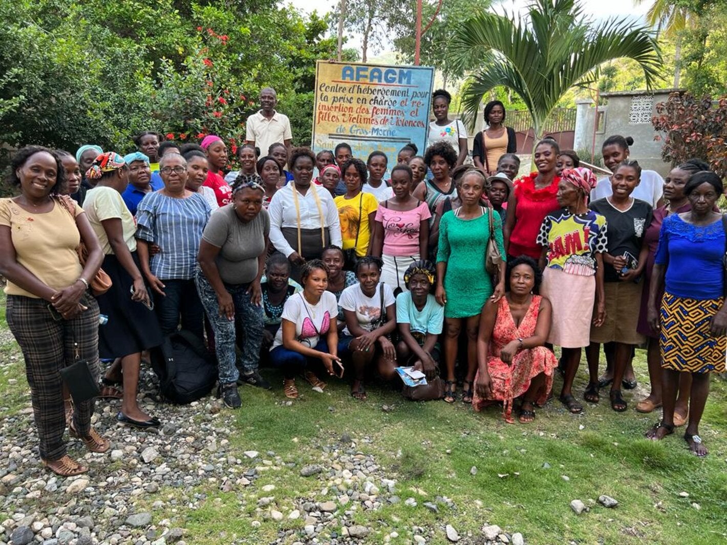 Groupe de participantes a la formation de VBG de l'OPS