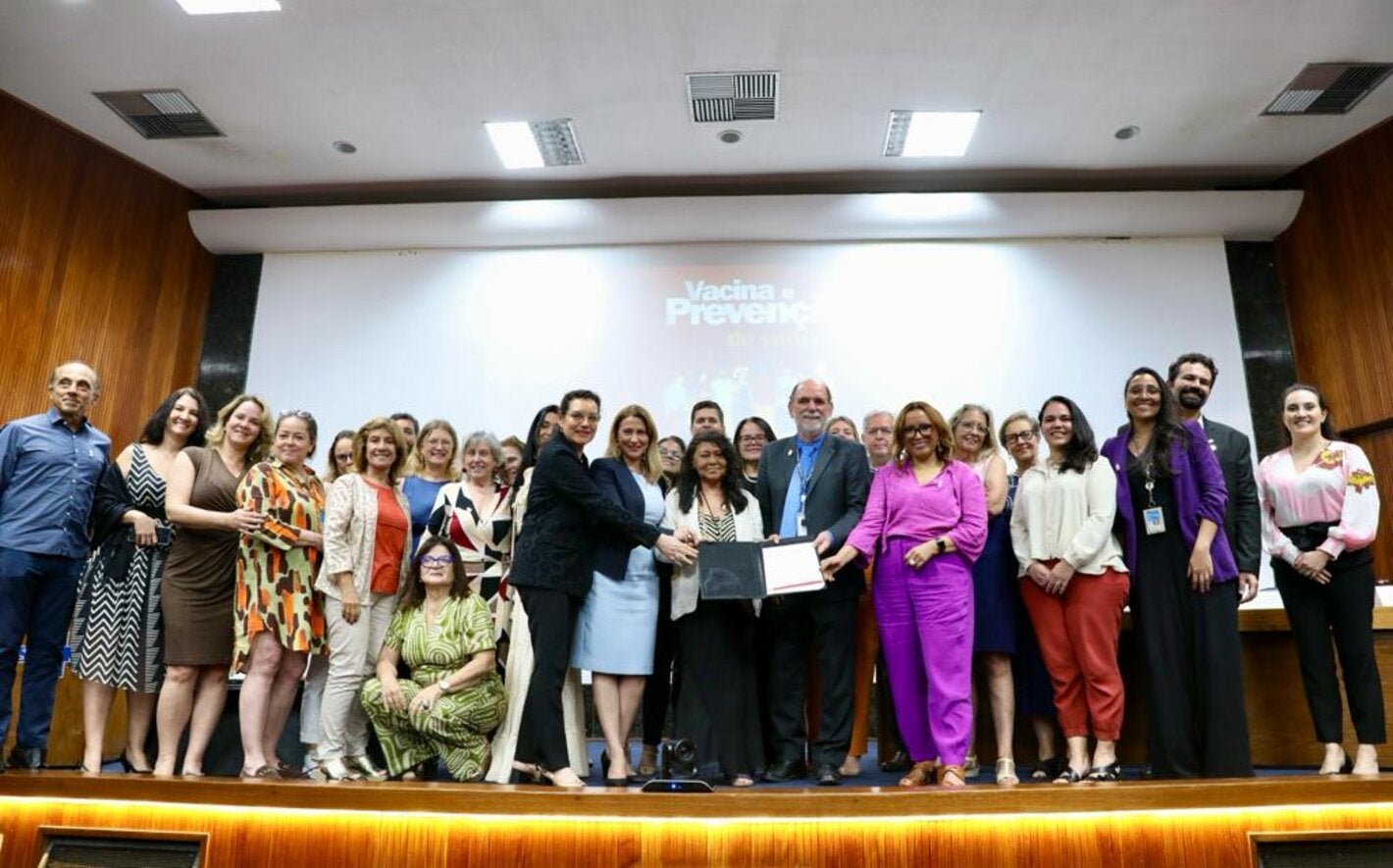 OPAS e instituições brasileiras reforçam compromisso para eliminar câncer de colo do útero