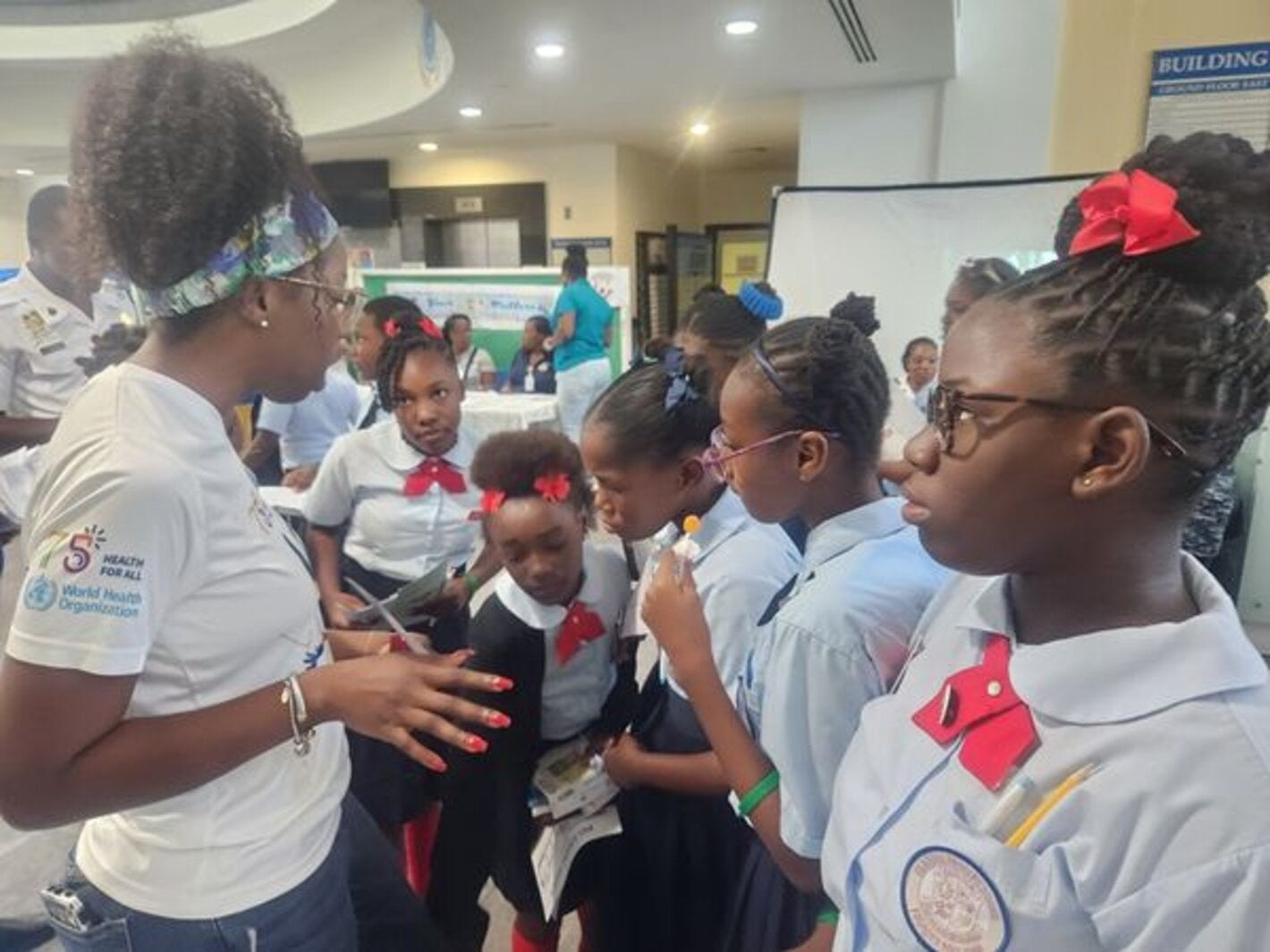 PAHO/WHO at the Ministry of Education, Technology and Vocational Training's mental health expo.