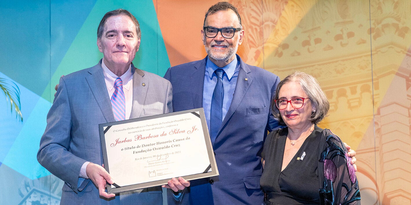 Entrega da homenagem