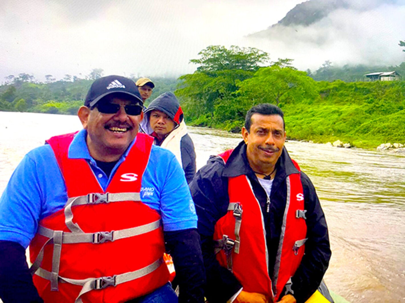 El Dr. Róger Montes en gira de trabajo.