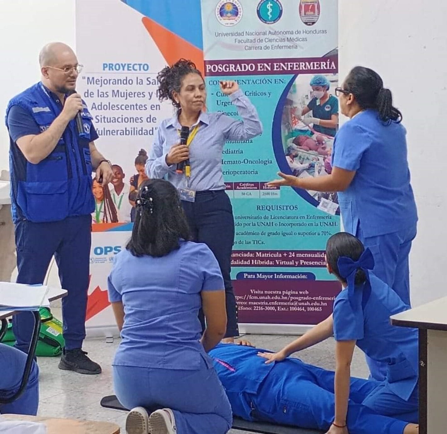 PAHO trainers conducting simulation exercises on obstetric complications with nursing master's students
