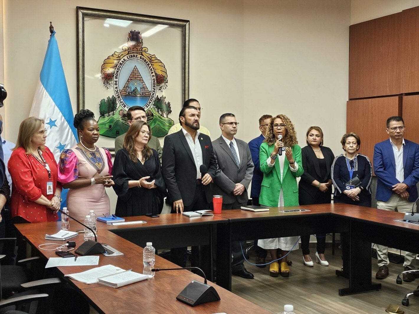 Ana Emilia Solís aboga por la lucha contra la tuberculosis ante Comisión de Salud del Congreso