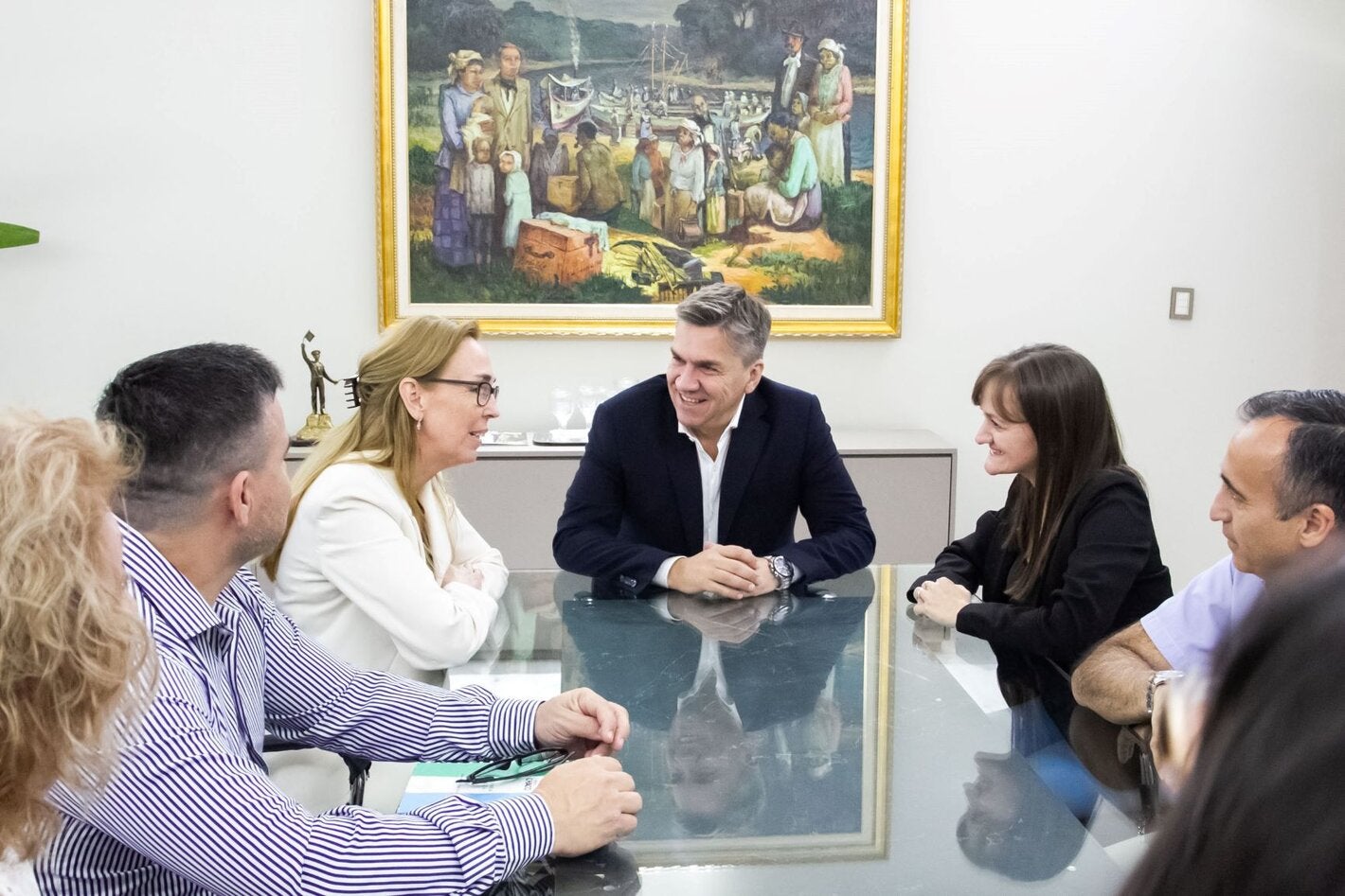 Foto de la reunión entre el equipo de OPS y autoridades de Chaco