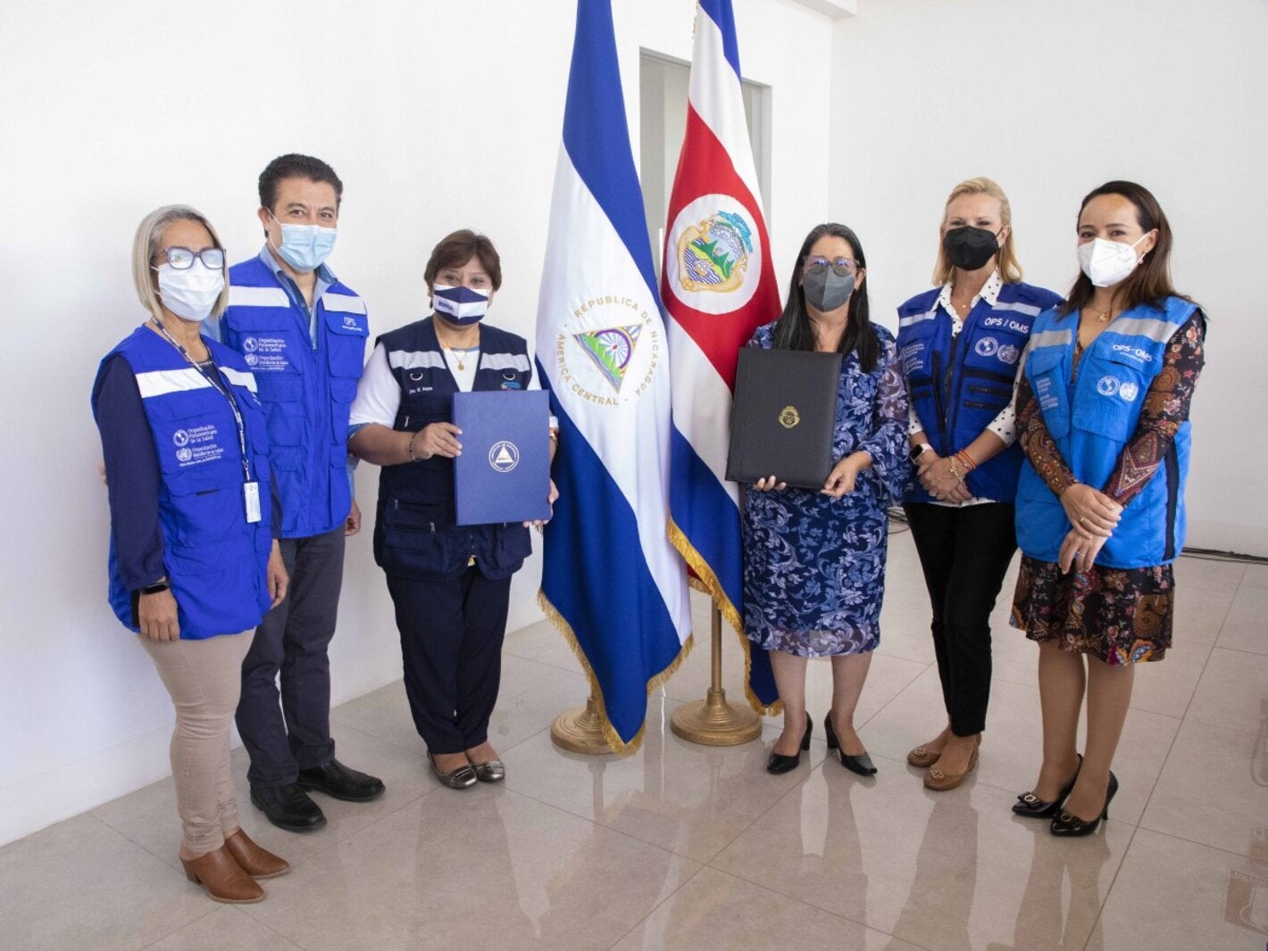 la Ministra de Salud de Nicaragua, Martha Reyes Álvarez y la Viceministra de Salud de Costa Rica