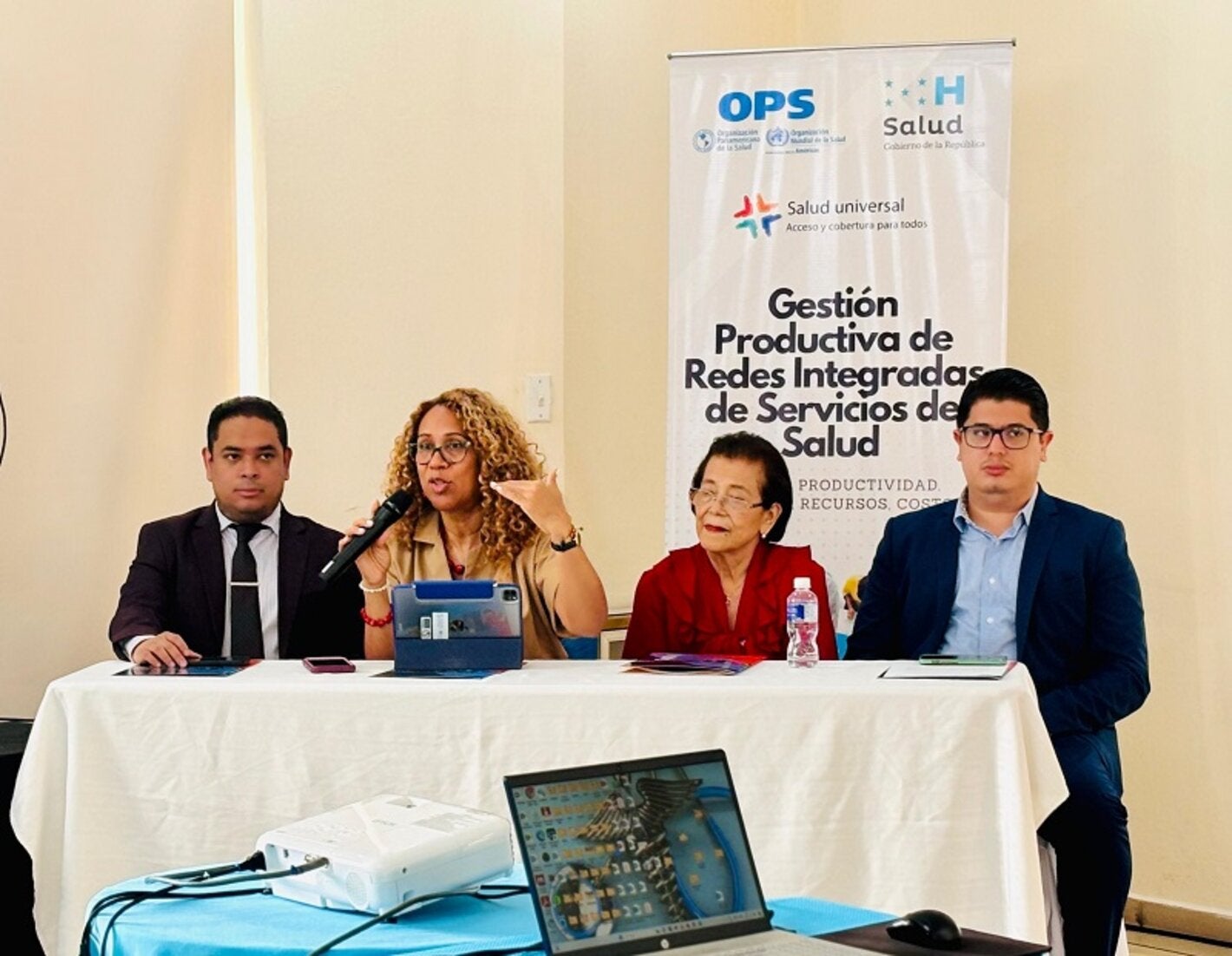 Autoridades de SESAL y OPS inauguran taller PERC