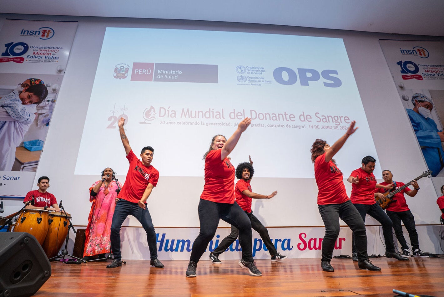 Presentación artística por el Día Mundial del Donante de Sangre en Perú