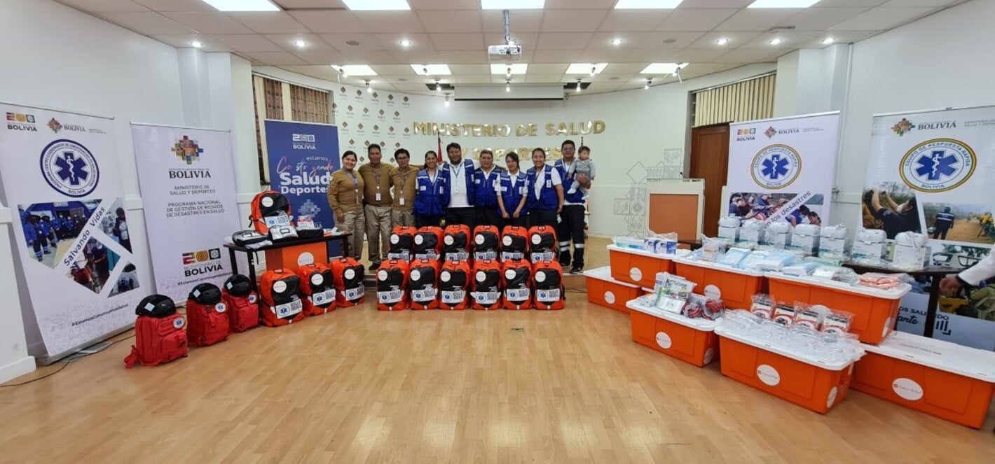 entrega equipo a emergencias