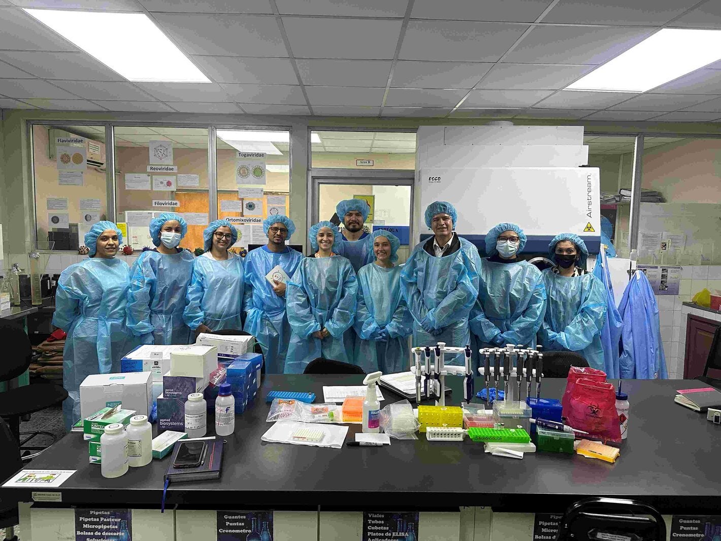 hnd-foto-grupal-lab