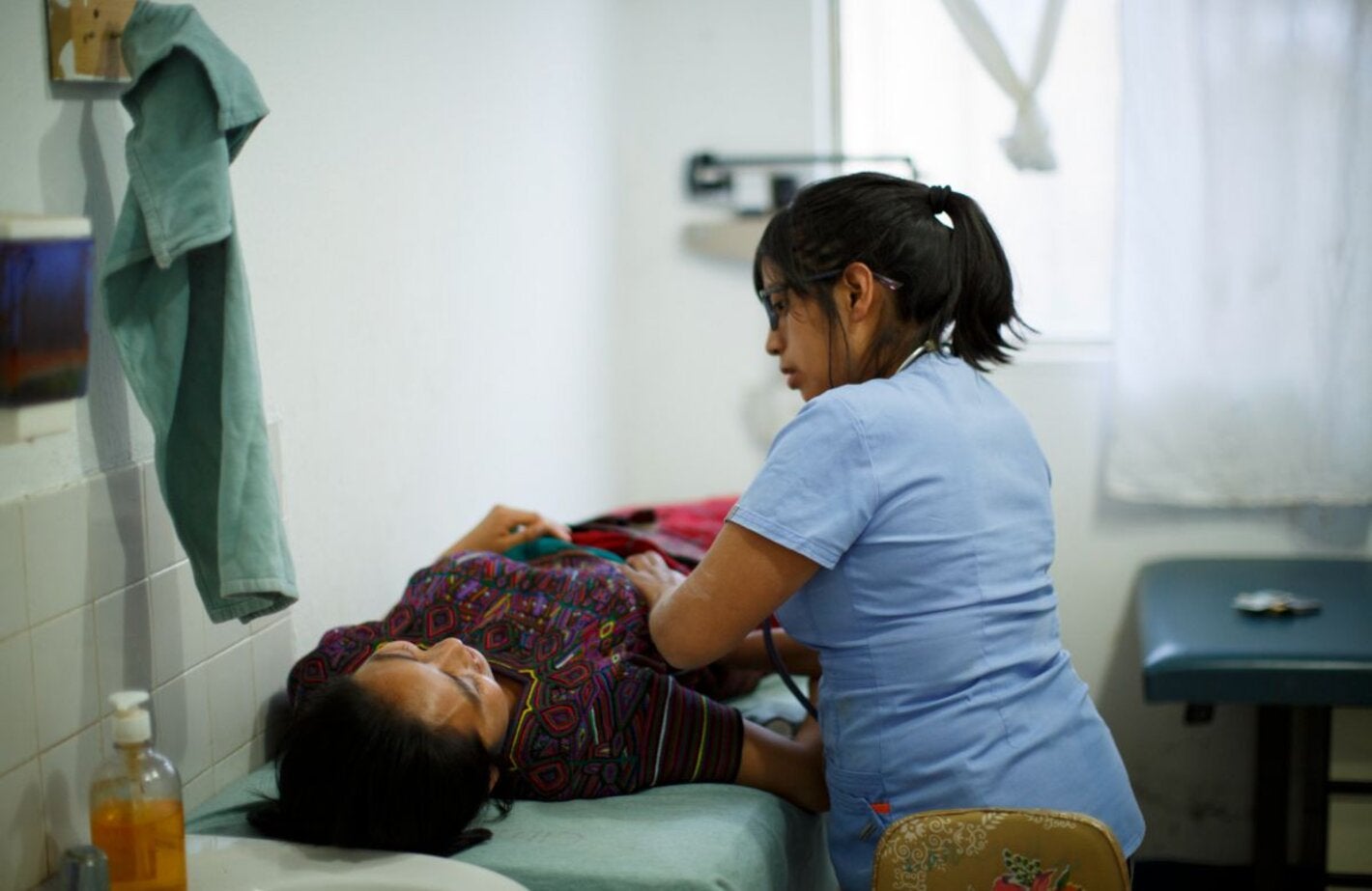 Enfermera con paciente