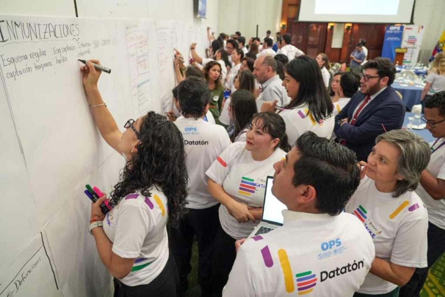 Ecuador crea y lidera Primera Datatón de Salud Pública de las Américas