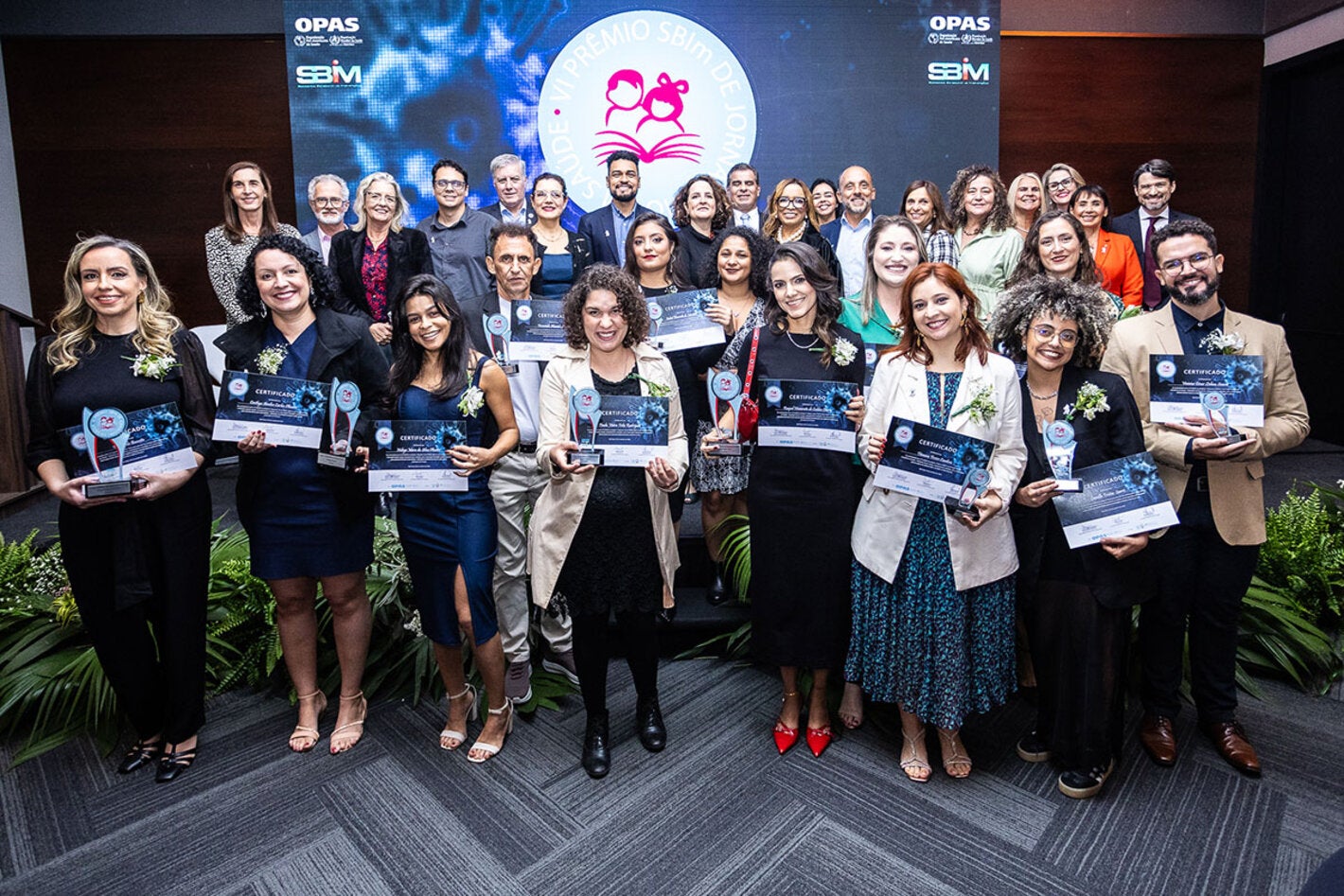 Vencedores, jurados e organizadores do prêmio