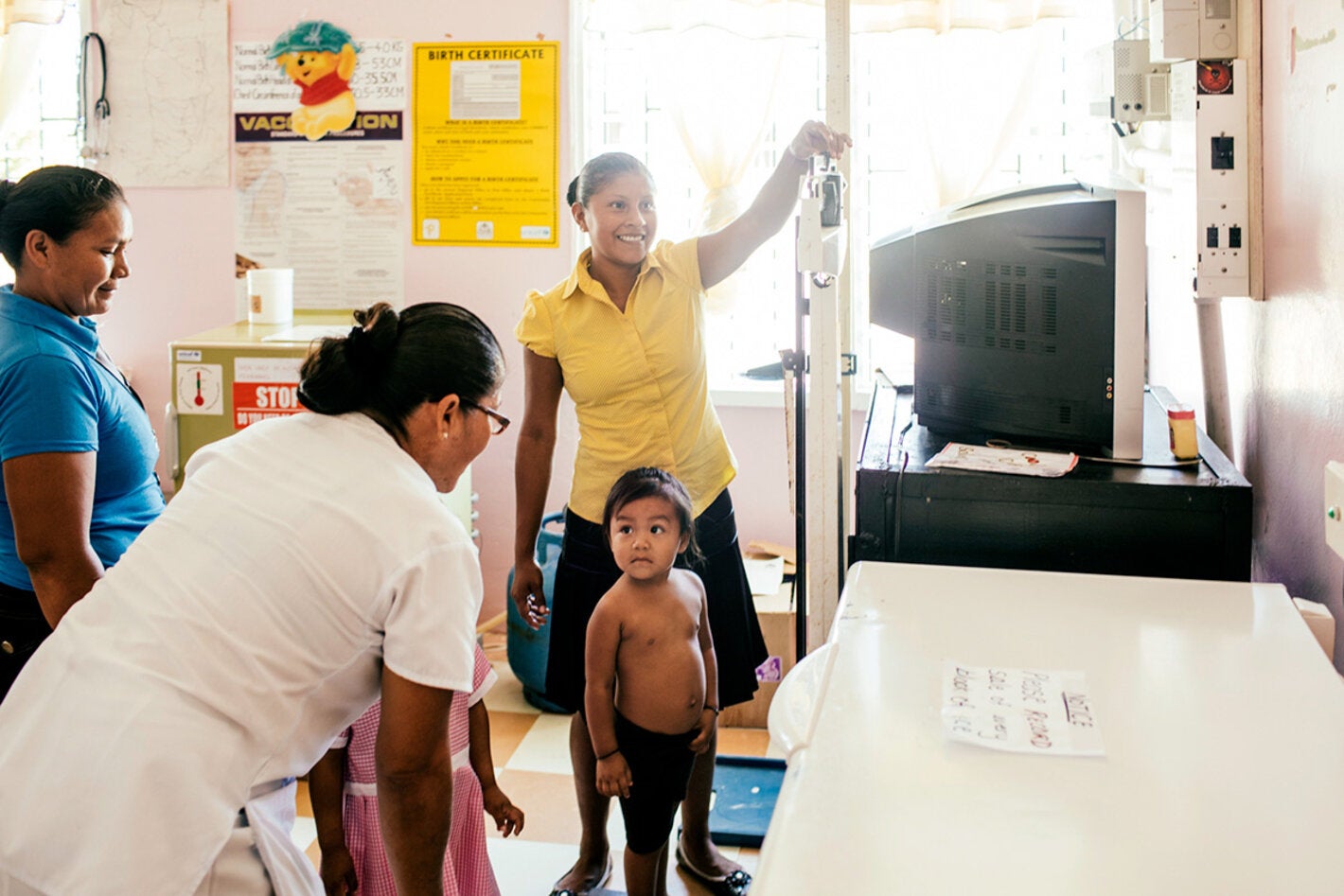 Countries vow to strengthen primary health care systems.