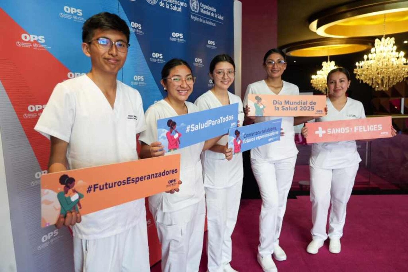 Estudiantes de la escuela de salud de la Universidad San Francisco de Quito se unen a la conmemoración del Día Mundial de la Salud