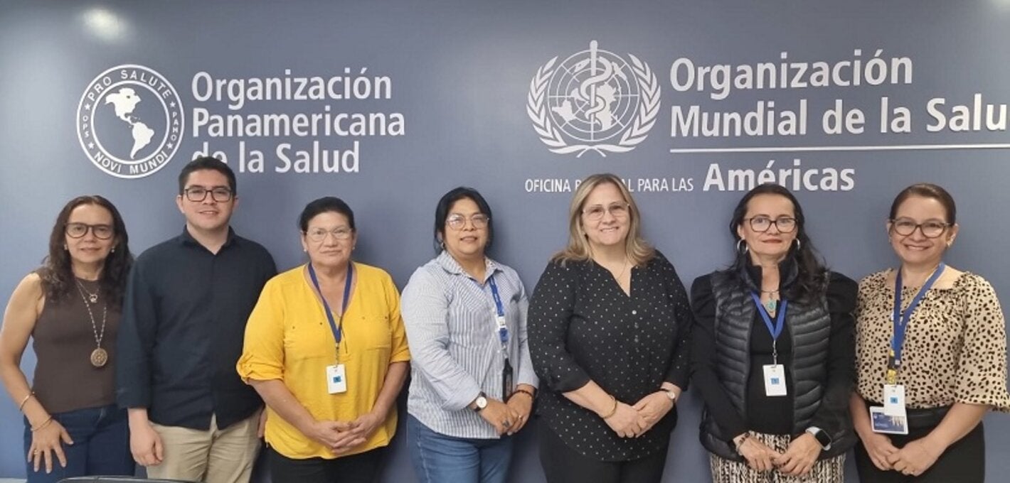 Miembros del equipo a cargo de la Iniciativa de Eliminación, en Honduras