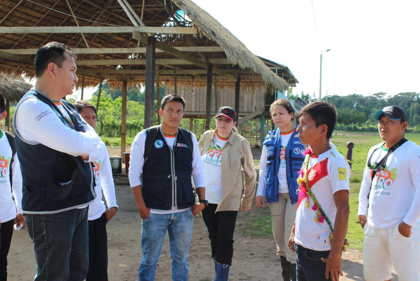 Apu de la comunidad de Nueva Chazuta da la bienvenida a equipo de la OPS/OMS y la Diresa Loreto