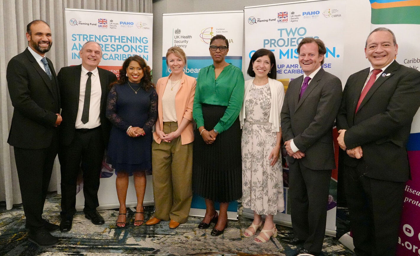 Health leaders, development partners and regional stakeholders gathered at the Hilton Barbados Resort to launch two synergistic, landmark, regional projects under the United Kingdom (UK) Government’s Fleming Fund and jointly implemented by the Caribbean Public Health Agency (CARPHA), the Pan American Health Organization (PAHO), and the UK Health Security Agency (UKHSA)