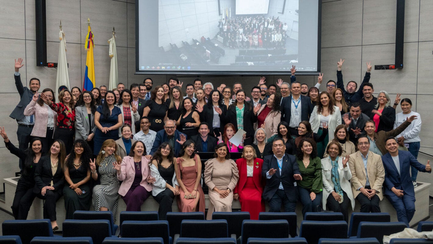 Personal de la Oficina de OPS Colombia en el Homenaje a Jubilacion de la Doc Monica y Doc Guillermo