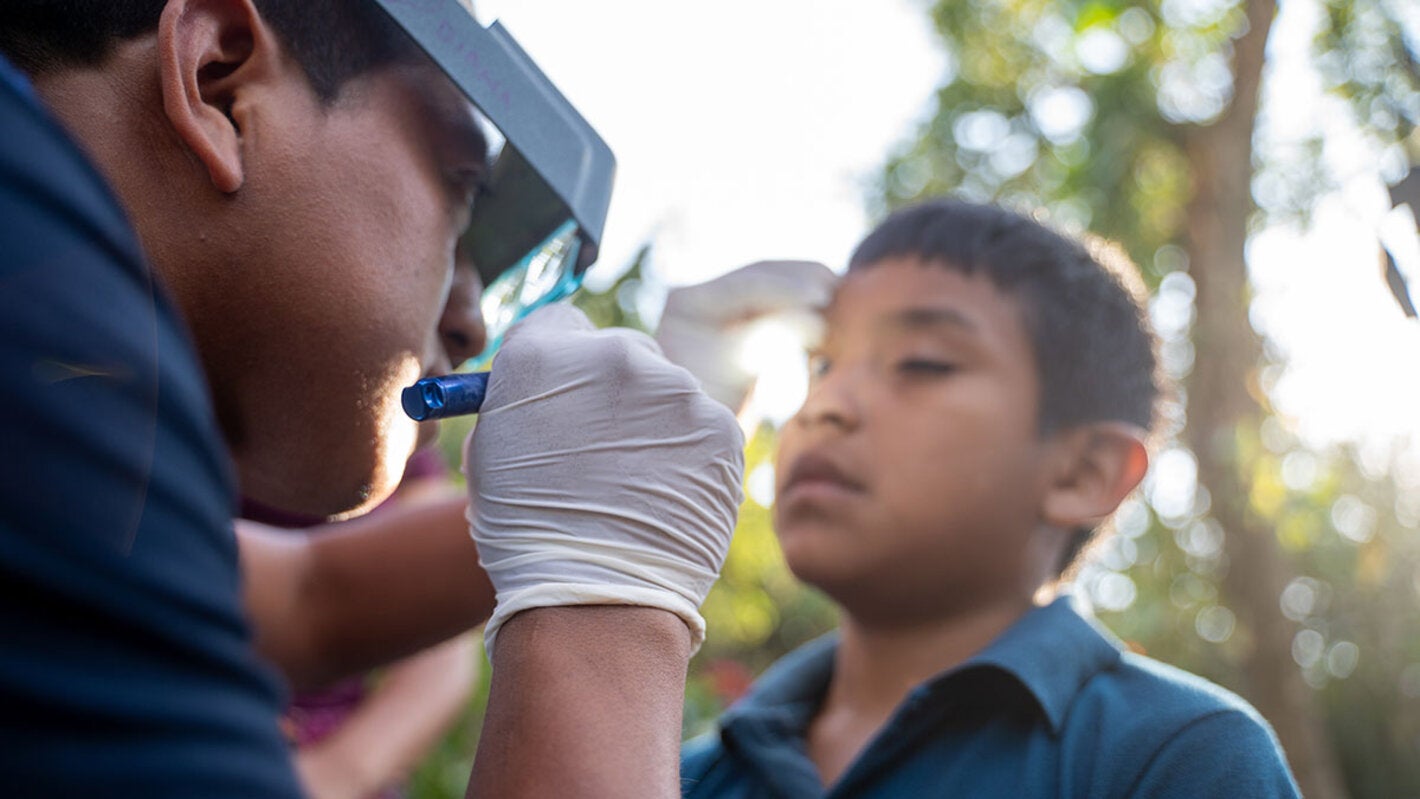 Comunicadores de salud de ocho países se reunieron para hablar de tracoma en las Américas