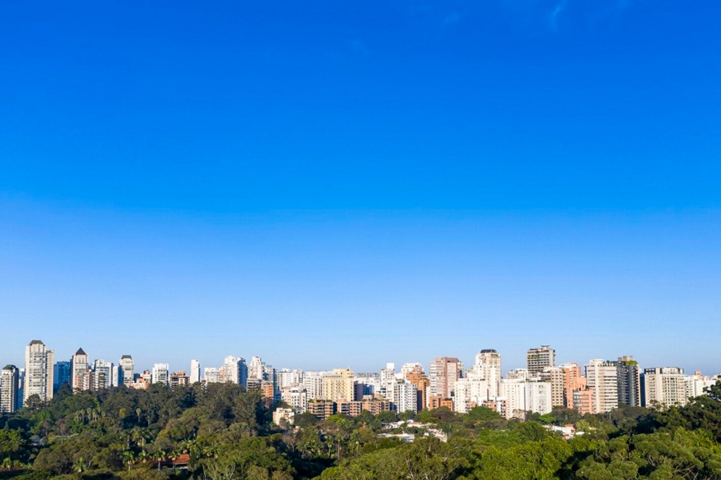 Cielo azul sobre Sao Paulo