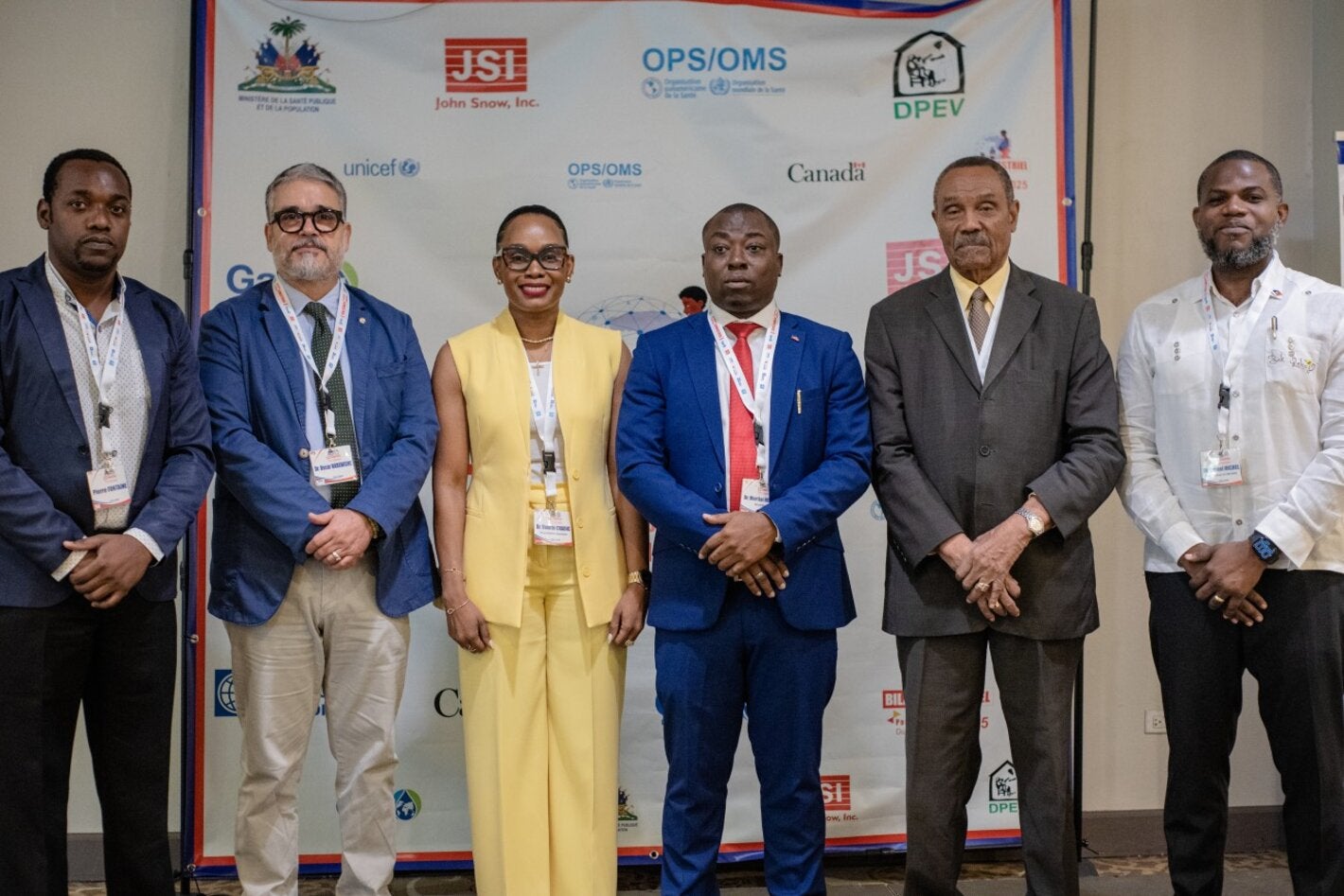 GROUP PHOTOS OF PAHO AND MSPP OFFICIALS