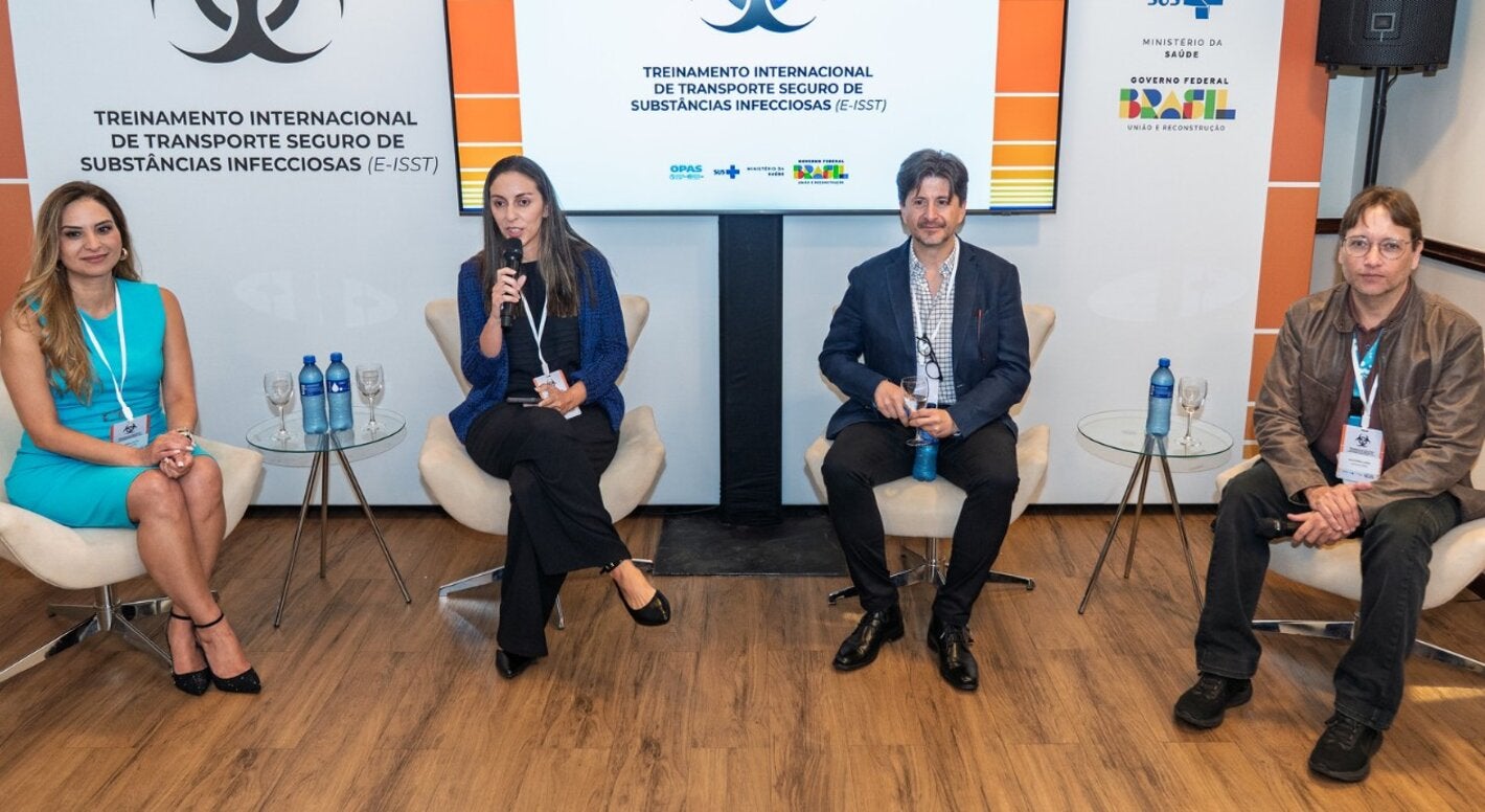 Painelistas do curso de certificação em Transporte Aéreo de Substâncias Infecciosas