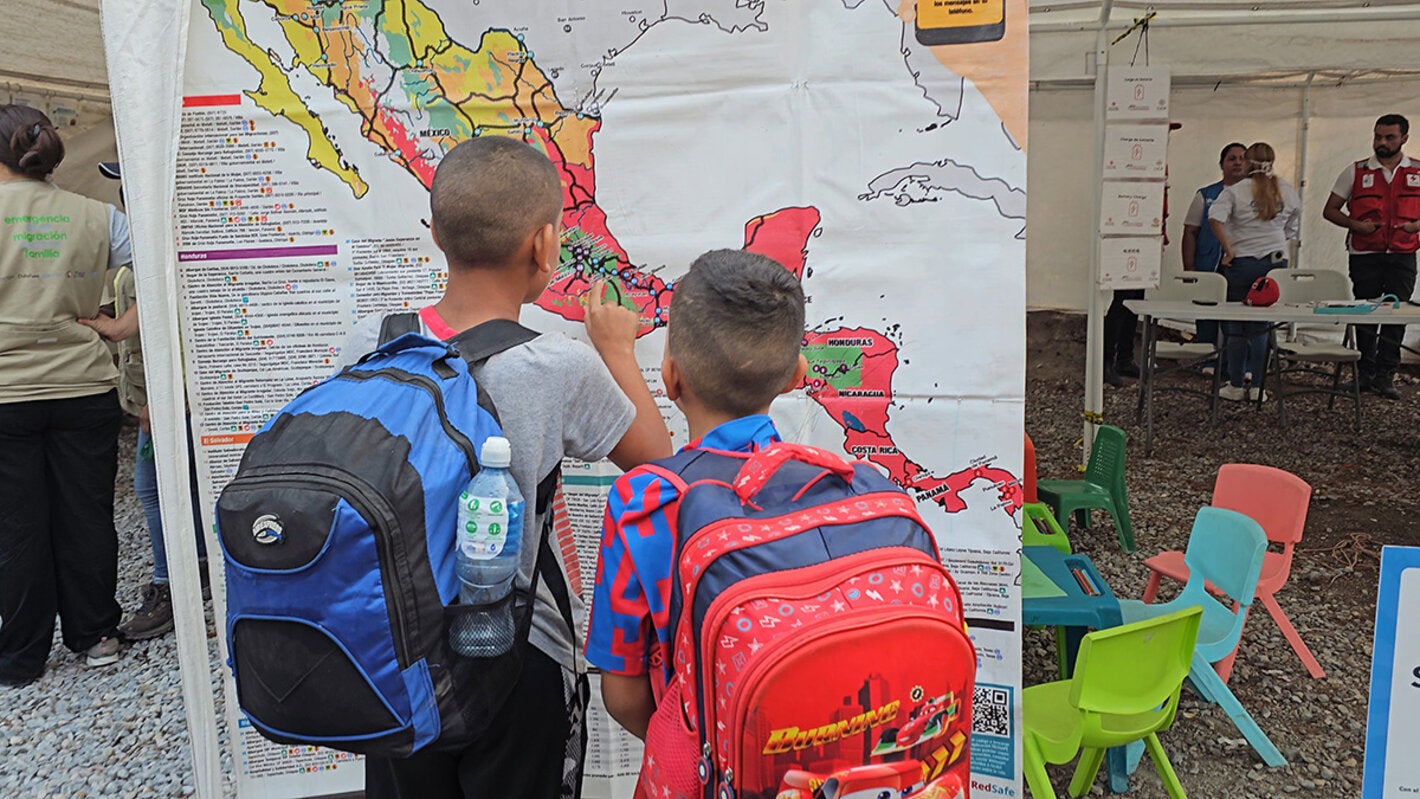 vacunación en rutas utilizadas por la población en alta movilidad en Honduras