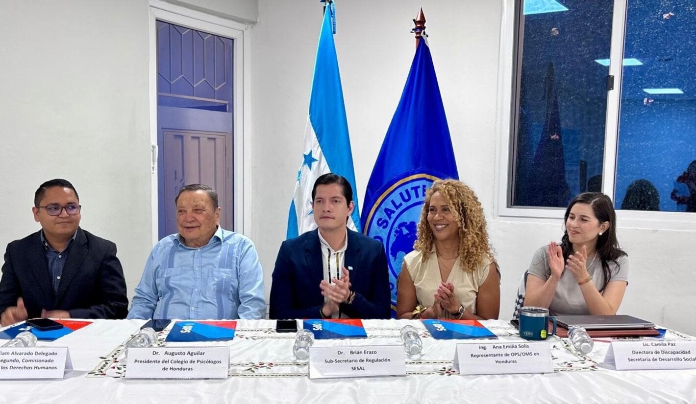 autoridades en foro salud mental