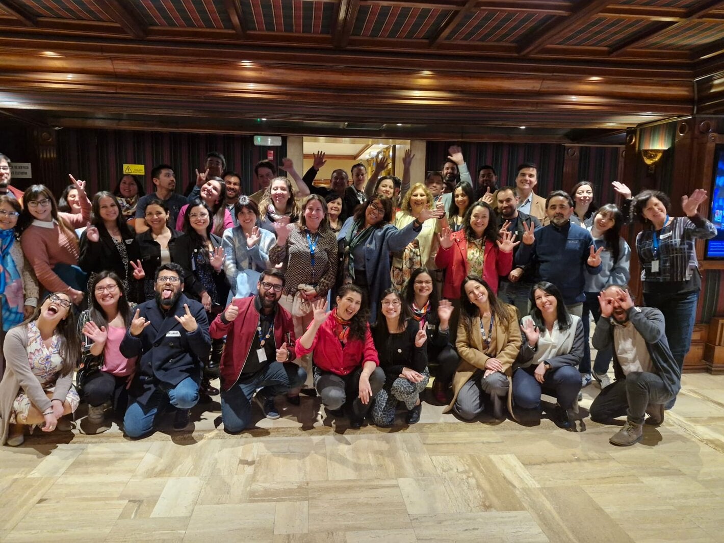 •	Durante la jornada se valoró el carácter de implementación progresiva del mhGAP, que ha permitido desplegar capacidades en la red de Atención Primaria de Salud.