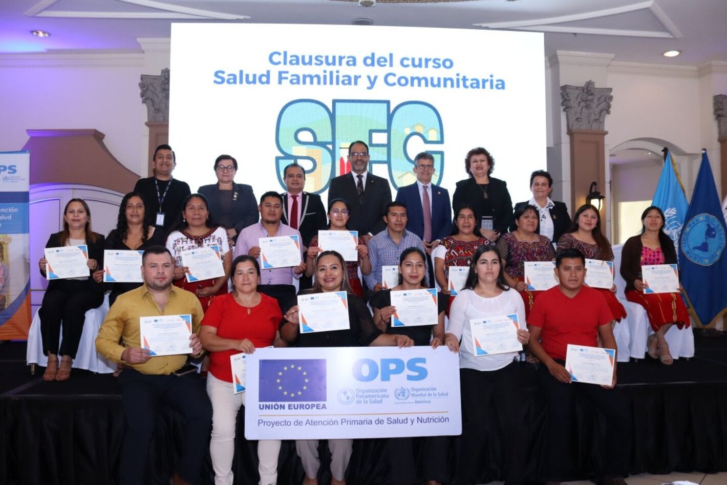 Clausura del Curso de Salud Familiar y Comunitaria fortalece capacidades de 1,300 auxiliares de enfermería