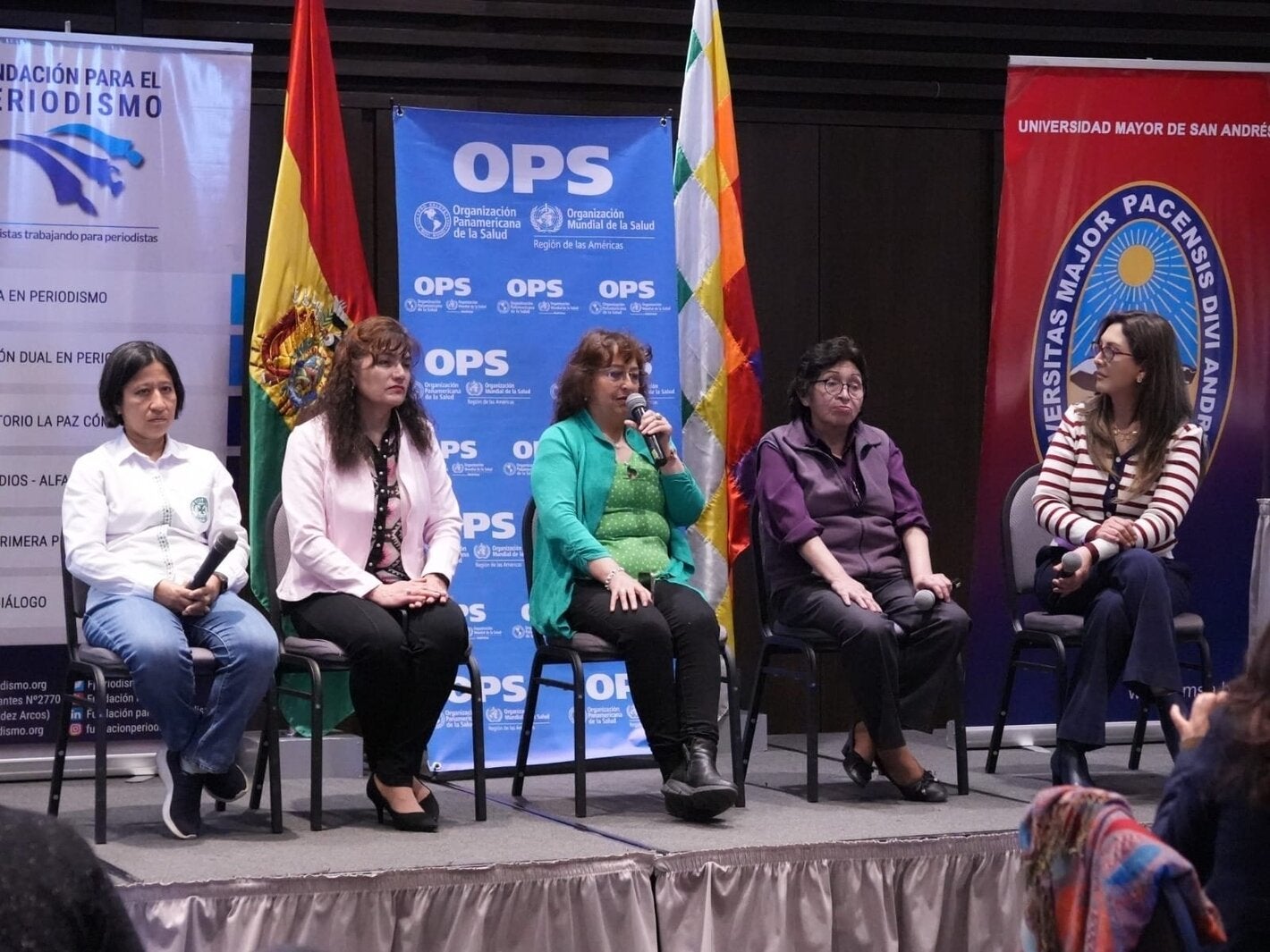 panelistas taller infodemia 