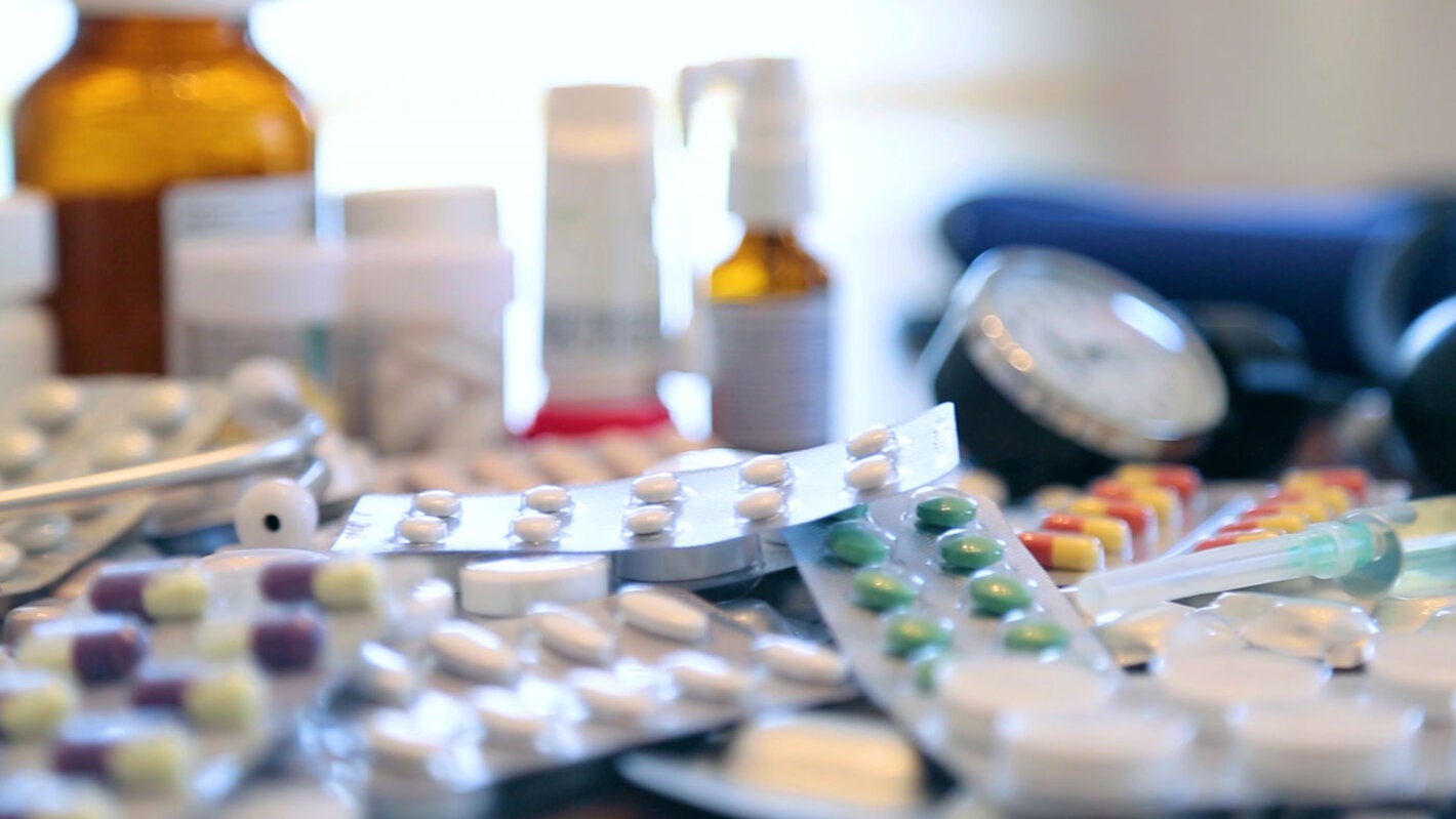 Tablets and pills of multiple sizes and colors