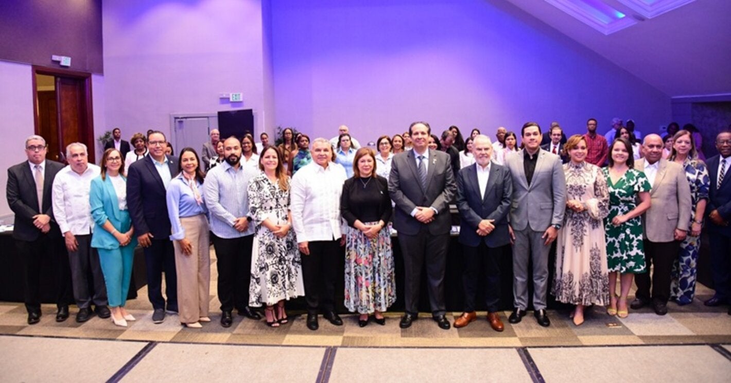 PS/OMS acompaña a República Dominicana en la aceleración de la eliminación del cáncer de cuello uterino