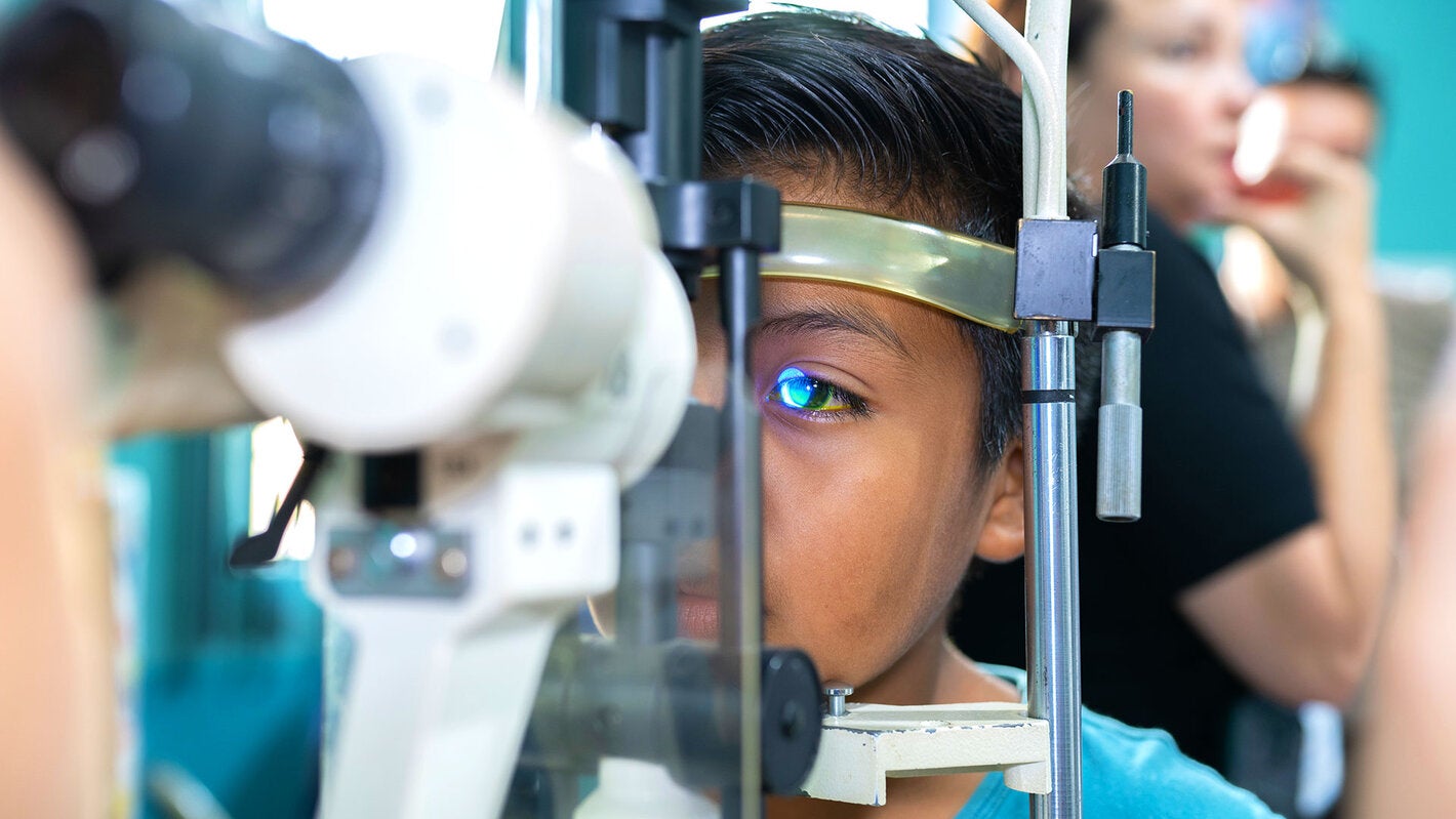 eye exam in a child