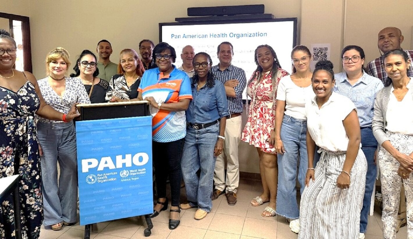 Facilitators with participants at the mhGAP training in Curacao