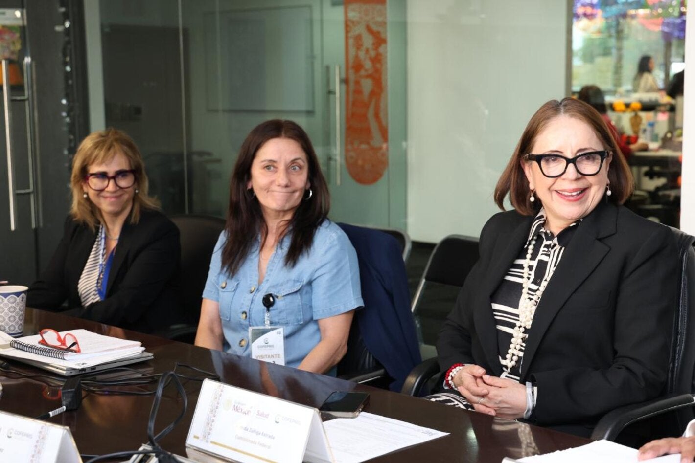 Autoridades de OPS, ISP y COFEPRIS en el marco de la visita técnica fortalecer el Sistema Regulador de Medicamentos y Vacunas en México