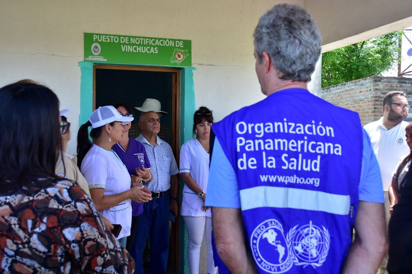 Foto en el puesto de verificación de vinchucas