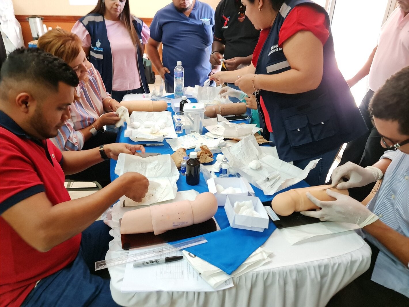 Sesiones prácticas del taller de anticoncepción