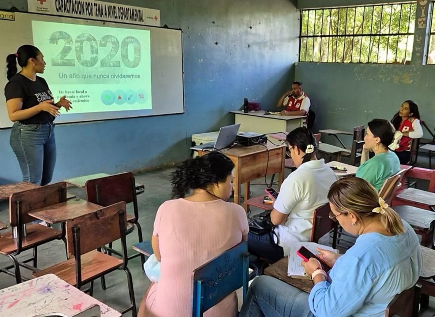 Personal de unidad de salud reciben capacitación