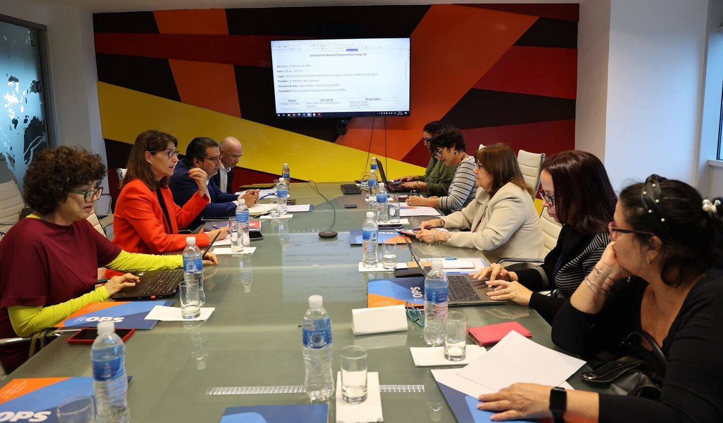 Segunda junta directiva BIOTEC en el CECMED, Cuba